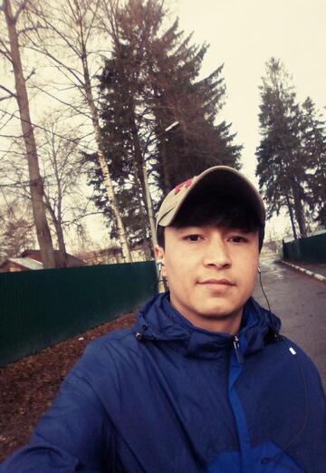 La mia foto - zuhriddin, 30 di Skhodnya (@zuhriddin222)
