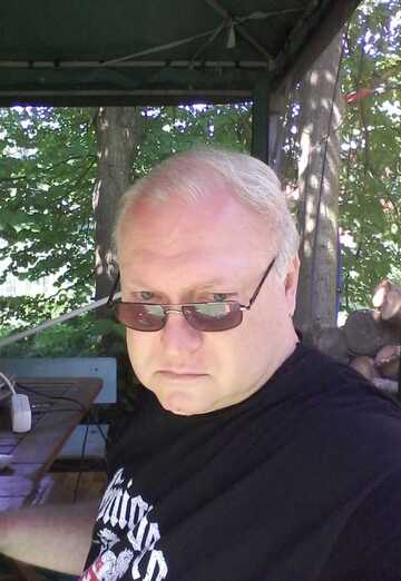 La mia foto - Andrey, 61 di Mosca (@andrey72420)