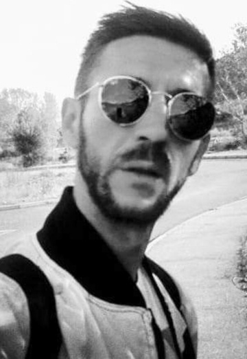 Albert (@albert27709) — my photo № 1