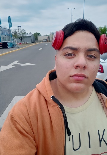 Matias (@matias185) — my photo № 1