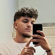 Carlos 20 Beirut