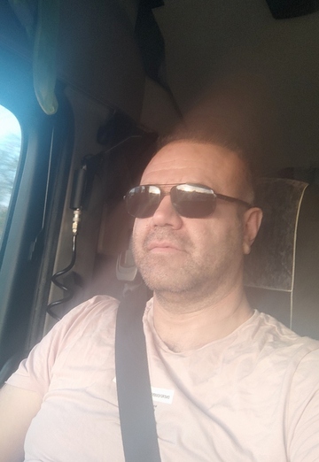 Yasin (@yasin829) — my photo № 3