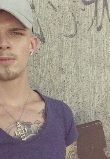 LUKAS (@lukas329) — my photo № 1