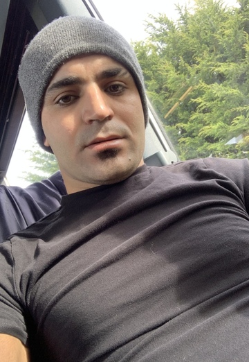 My photo - Hazem, 27 from Wicklow (@2pjwj9cryg)