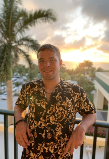 My photo - Zach, 23 from Algonquin (@zach85)