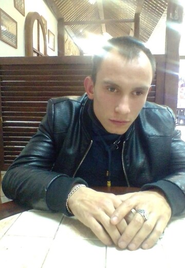 Моя фотография - Алексей Николаевич, 28 из Бор (@alekseynikolaevich177)