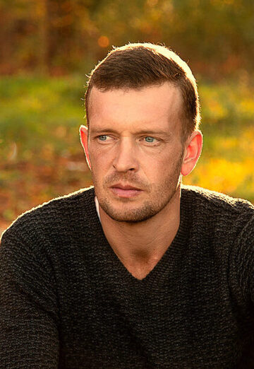 Viktor (@viktor275283) — my photo № 1