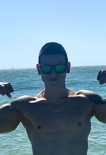 Oscar (@oscar1447) — my photo № 1